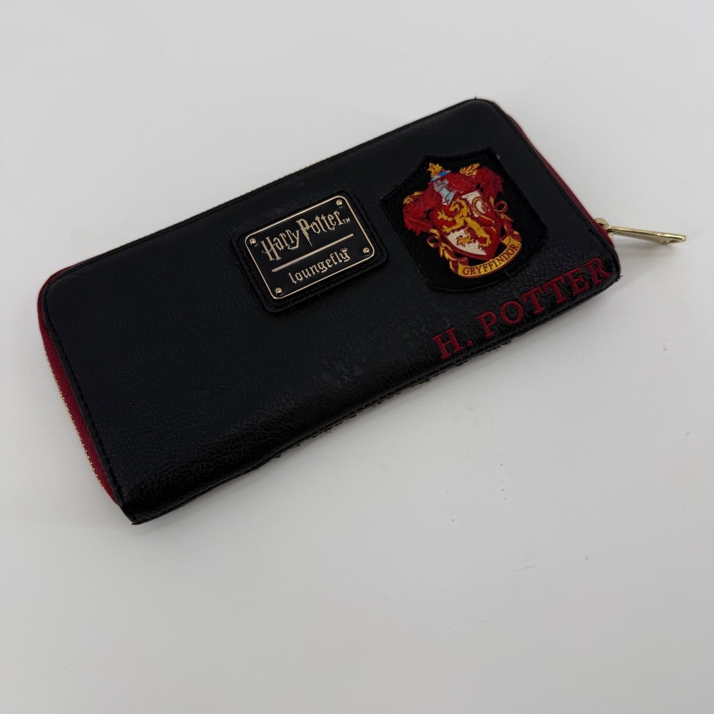 Loungefly Harry Potter Gryffindor Black Red‎ Zip Around Wallet